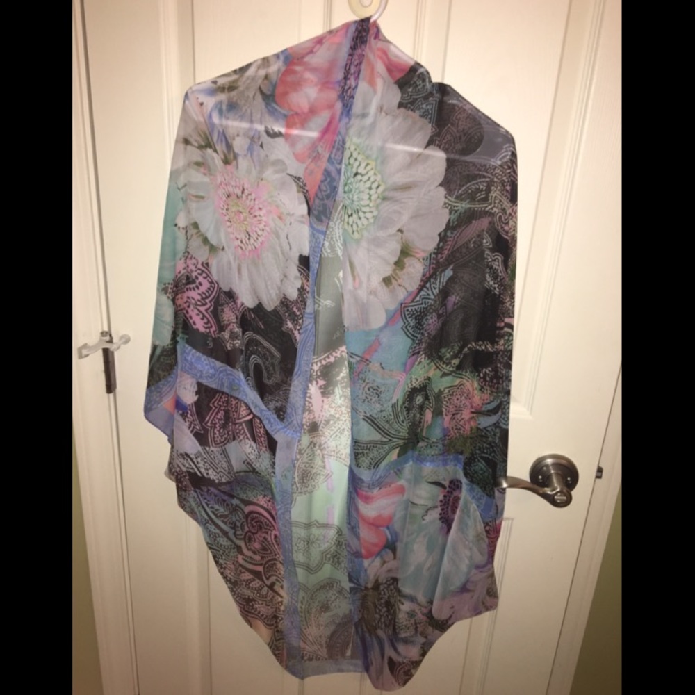 Colorful floral cover